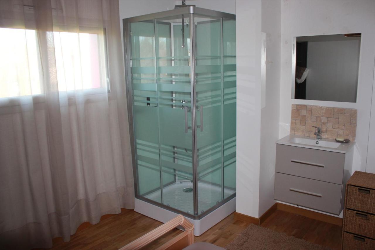 B&B Marianne-Jacky Lemans Montbizot Экстерьер фото